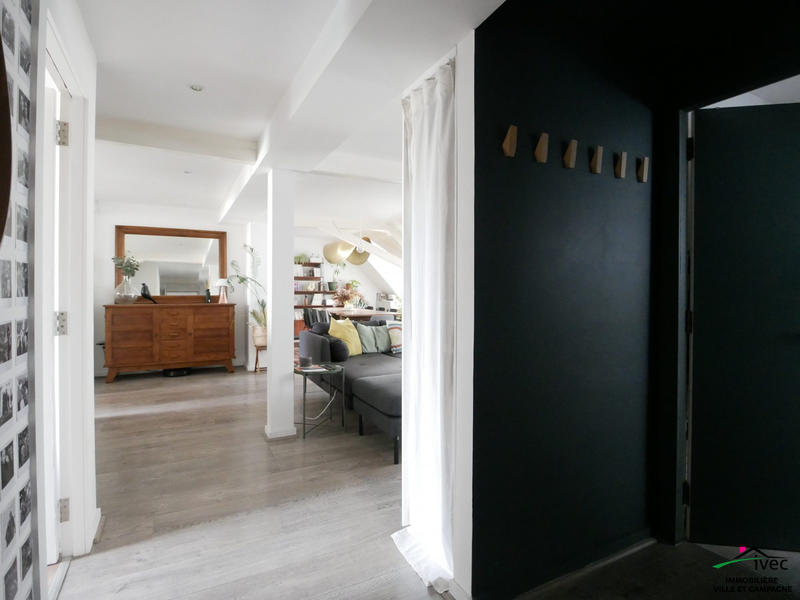 Appartement - 87 m² - 4 pièces