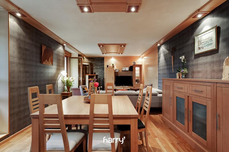 Maison - 548 m² - 13 pièces