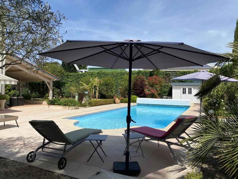 Maison - 245 m² - 7 pièces