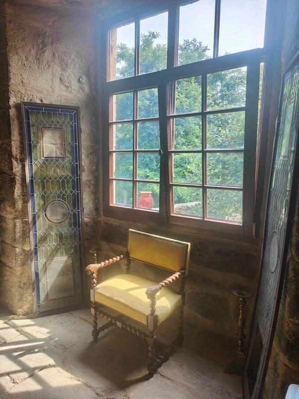 Château - 750 m² - 16 pièces