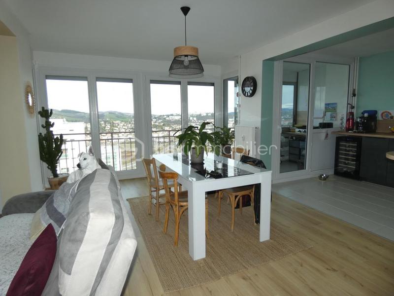 Appartement - 84 m² - 4 pièces