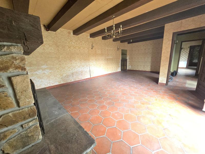 Maison - 202 m² - 7 pièces