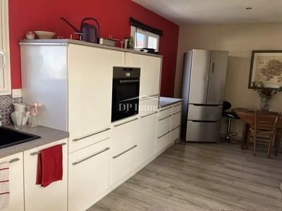 Villa - 140 m² - 5 pièces