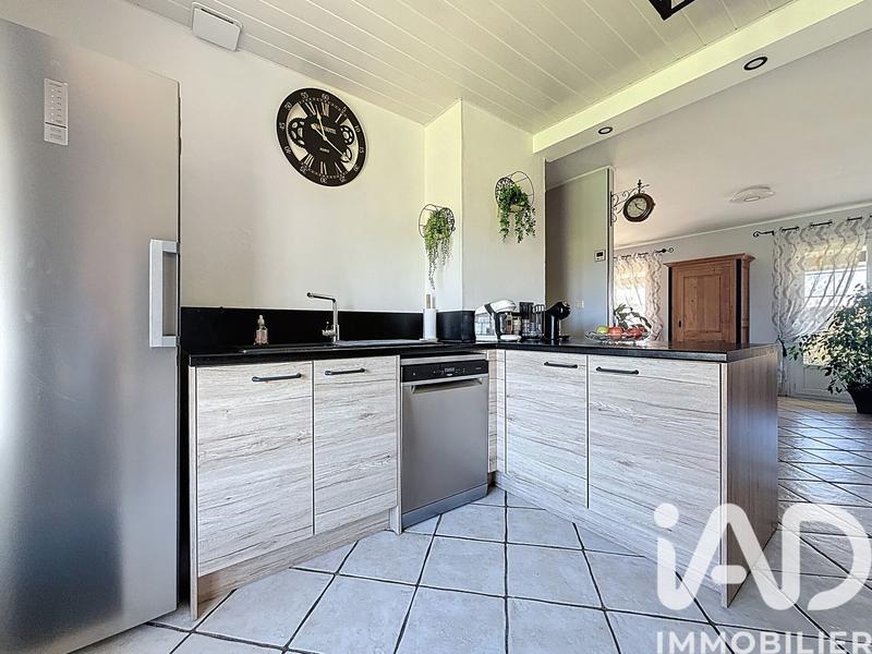 Maison - 95 m² - 4 pièces