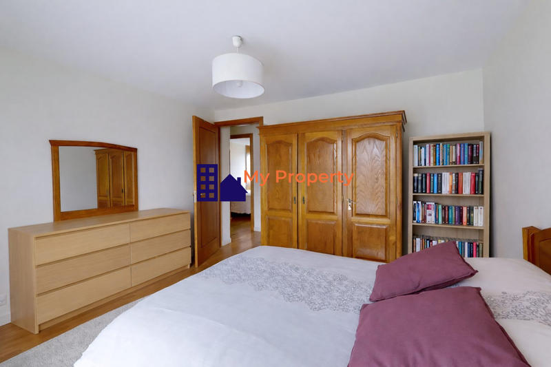 Maison - 137 m² - 7 pièces