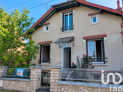 Maison - 102 m² - 5 pièces