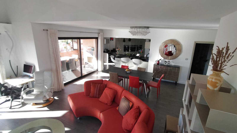 Appartement - 130 m² - 5 pièces