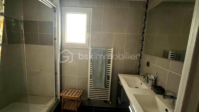 Maison - 115 m² - 6 pièces