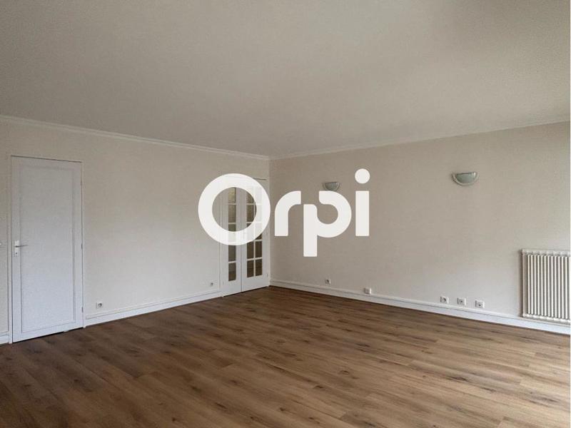 Appartement - 101 m² - 5 pièces