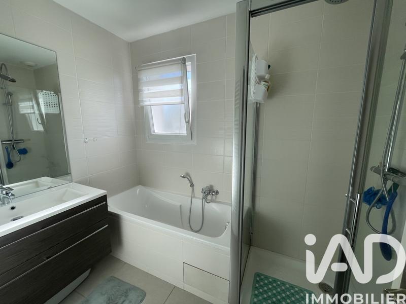 Maison - 96 m² - 4 pièces