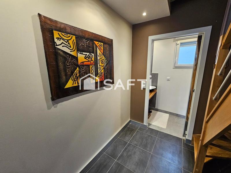 Maison - 95 m² - 4 pièces