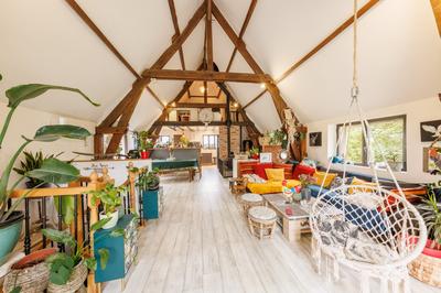 Maison - 249 m² - 10 pièces