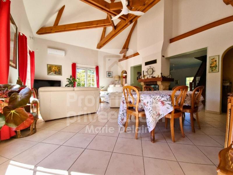 Maison - 188 m² - 7 pièces