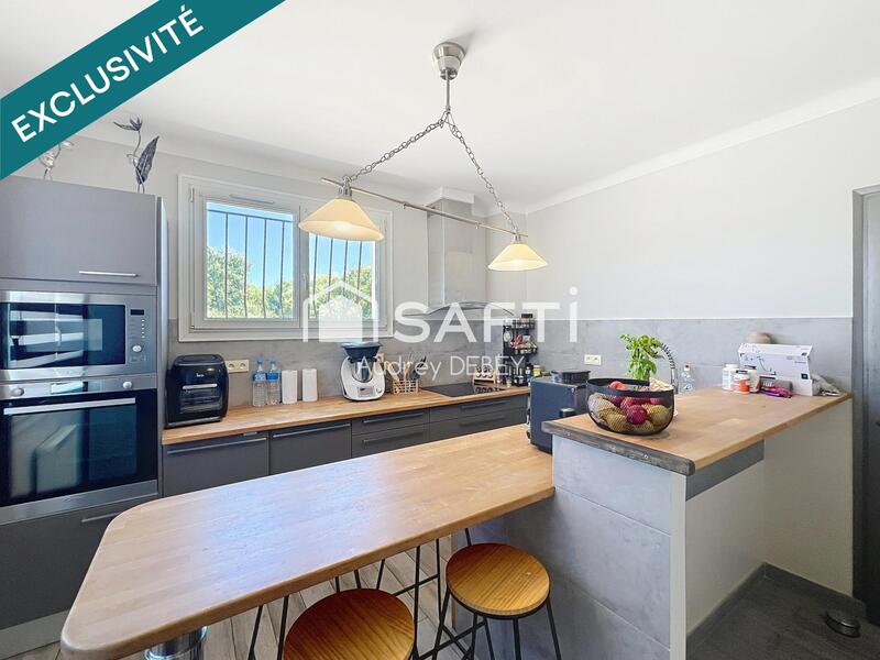 Appartement - 93 m² - 4 pièces