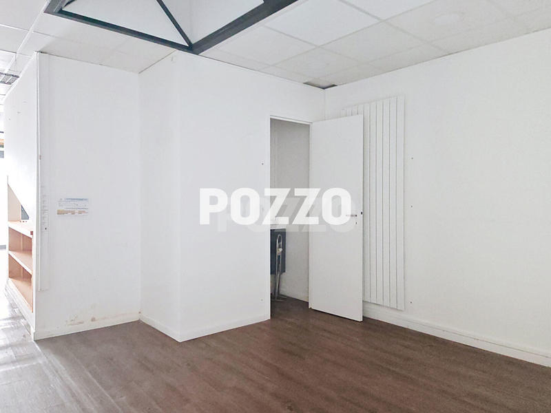 Local commercial - 58 m² - 2 pièces