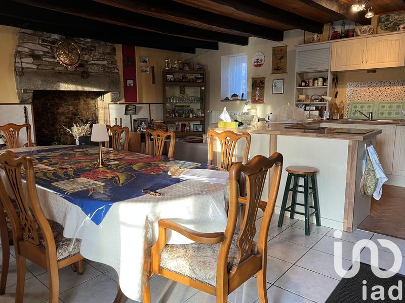 Maison - 217 m² - 7 pièces