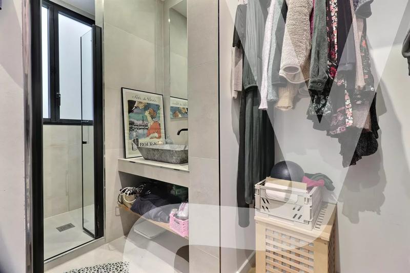 Appartement - 297 m² - 10 pièces