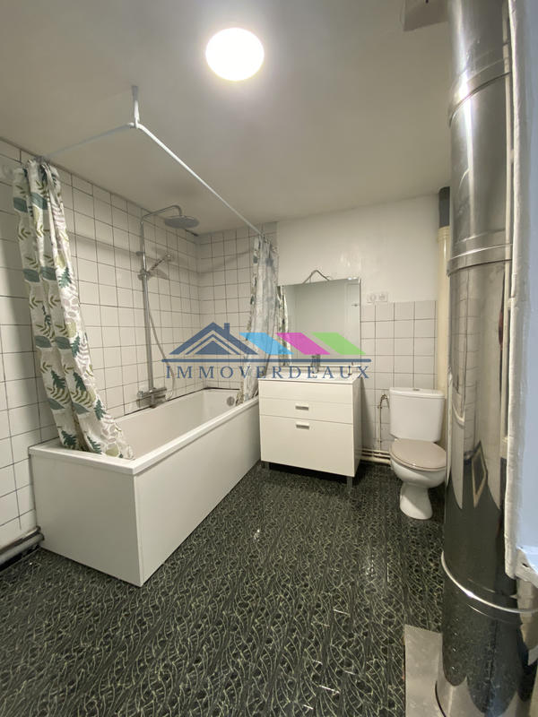 Maison - 239 m² - 7 pièces