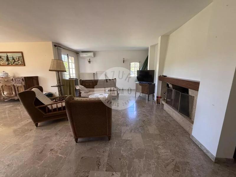 Maison - 143 m² - 5 pièces