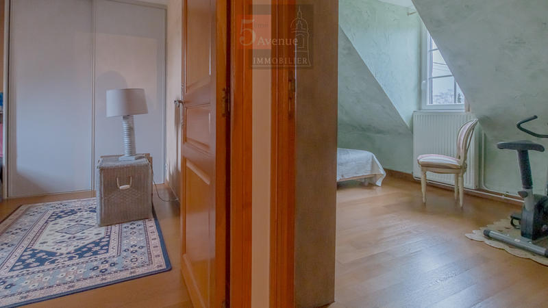 Maison - 188 m² - 7 pièces