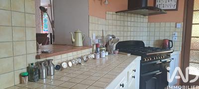 Maison - 280 m² - 9 pièces