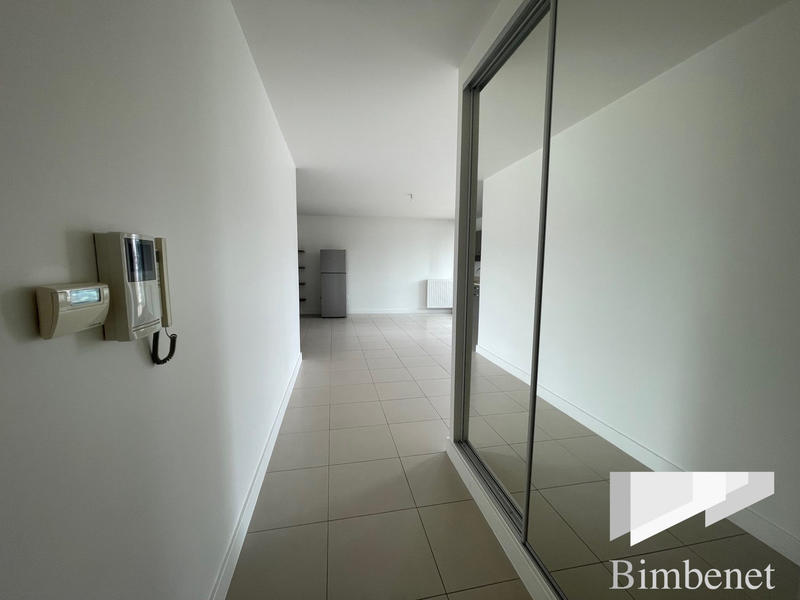 Appartement - 85 m² - 4 pièces