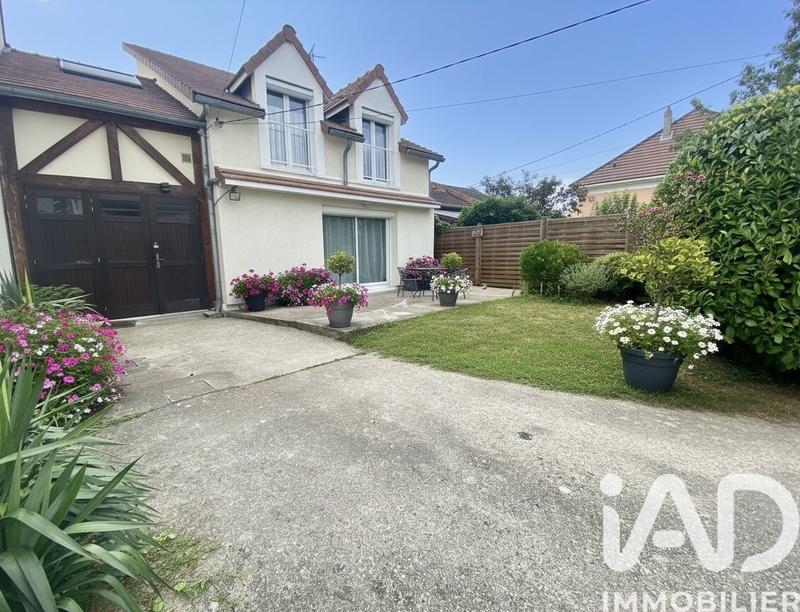 Maison - 122 m² - 6 pièces