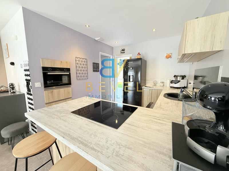 Maison - 96 m² - 4 pièces