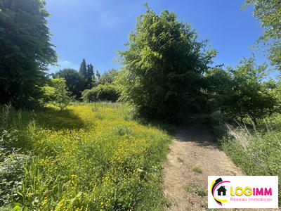 Local d'activités - 225 m²