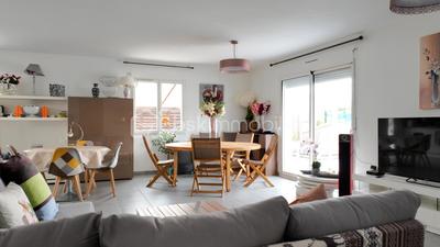 Maison - 105 m² - 5 pièces