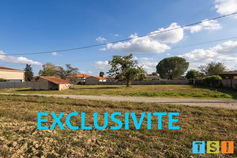 Terrain constructible - 1 080 m²