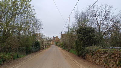 Grange - 80 m² - 1 pièce