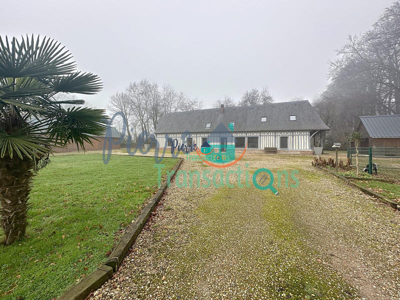 Maison - 235 m² - 7 pièces