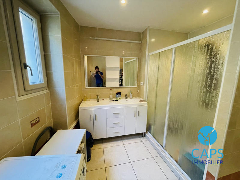 Maison traditionnelle - 90 m² - 4 pièces