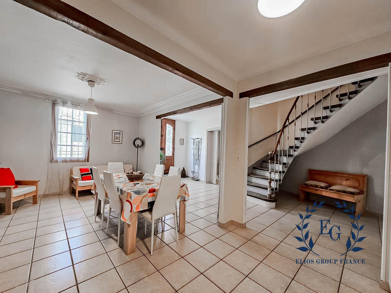 Maison ancienne - 176 m² - 7 pièces