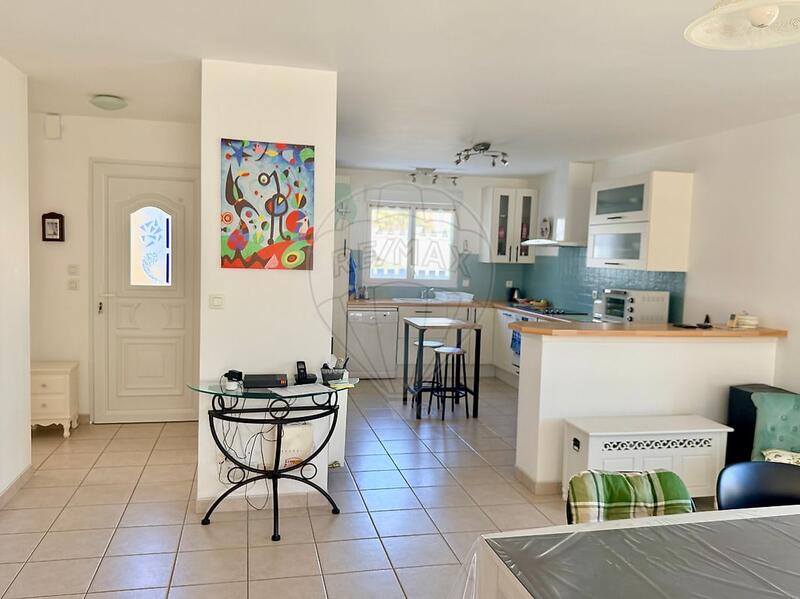 Maison - 97 m² - 3 pièces