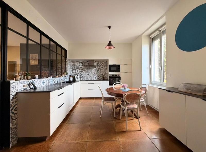 Maison - 190 m² - 7 pièces