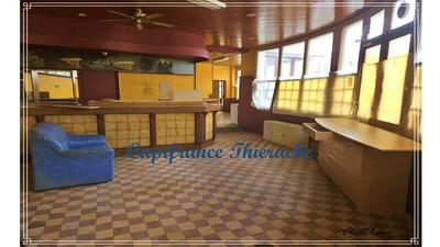 Immeuble - 212 m² - 7 pièces