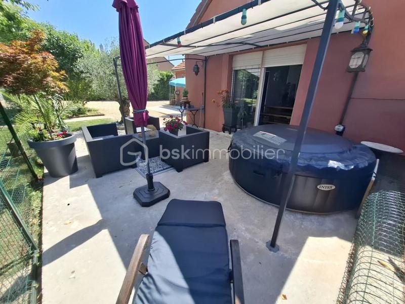 Maison - 90 m² - 3 pièces