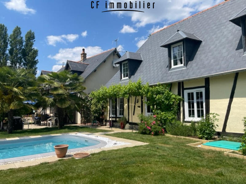 Maison - 210 m² - 7 pièces