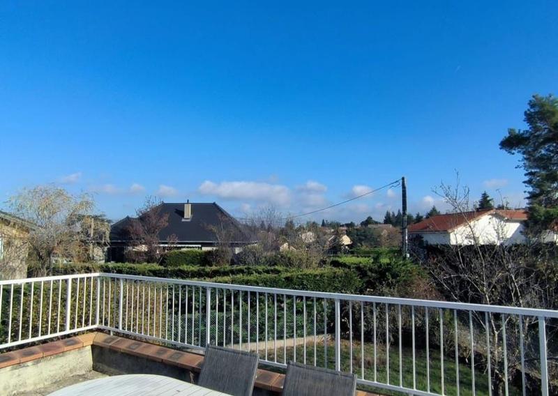 Maison traditionnelle - 90 m² - 4 pièces