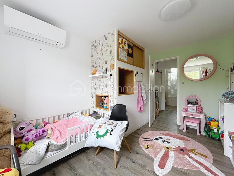 Villa - 80 m² - 5 pièces