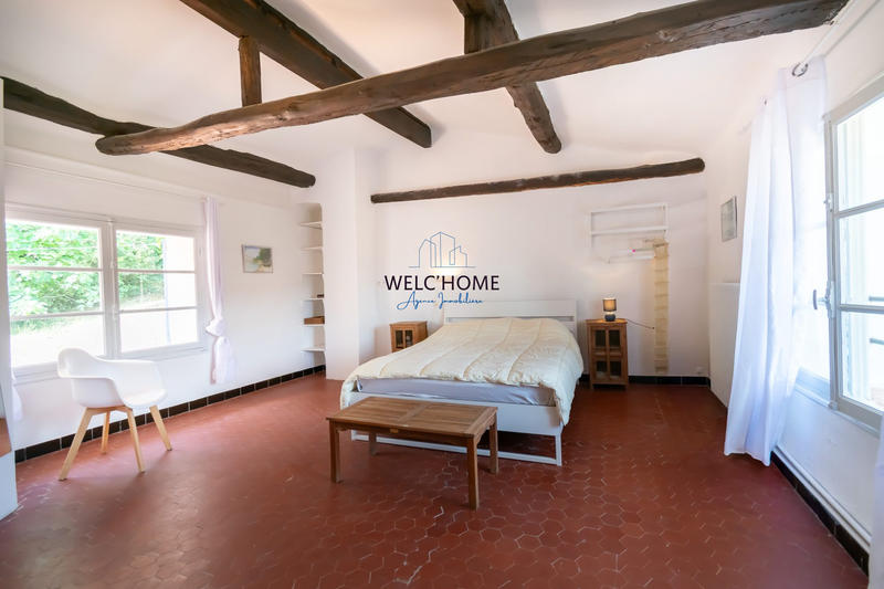 Maison - 200 m² - 8 pièces