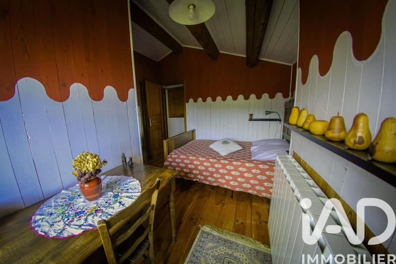 Maison - 195 m² - 8 pièces