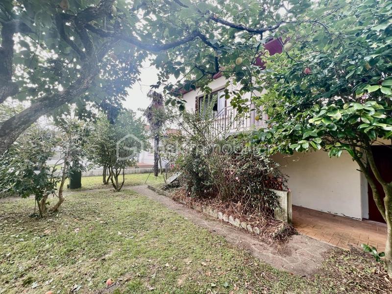 Maison traditionnelle - 165 m² - 6 pièces