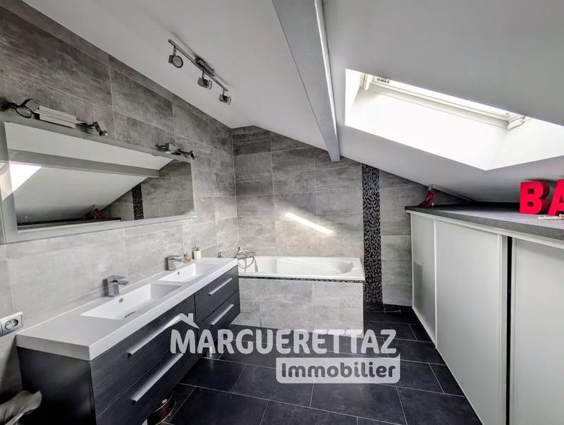 Maison - 125 m² - 5 pièces