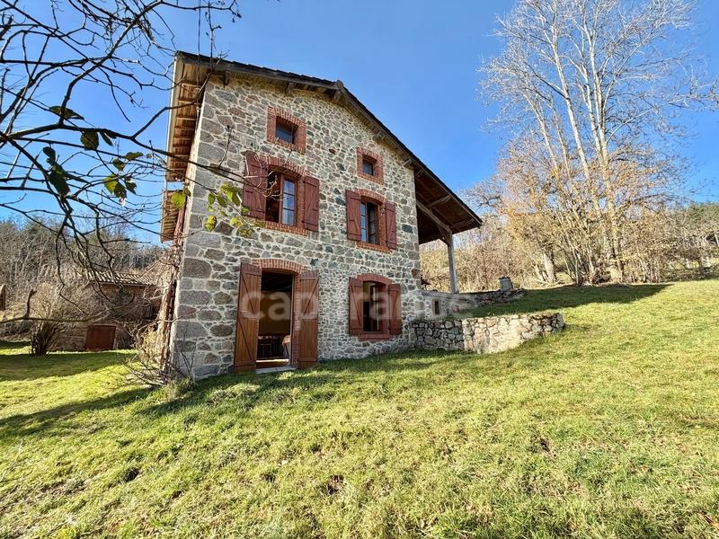 Maison en pierre - 140 m² - 5 pièces