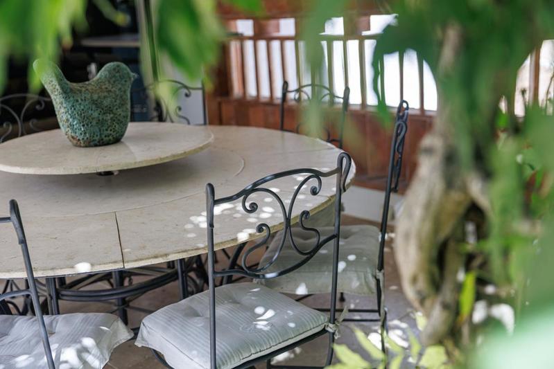 Propriété - 417 m² - 6 pièces