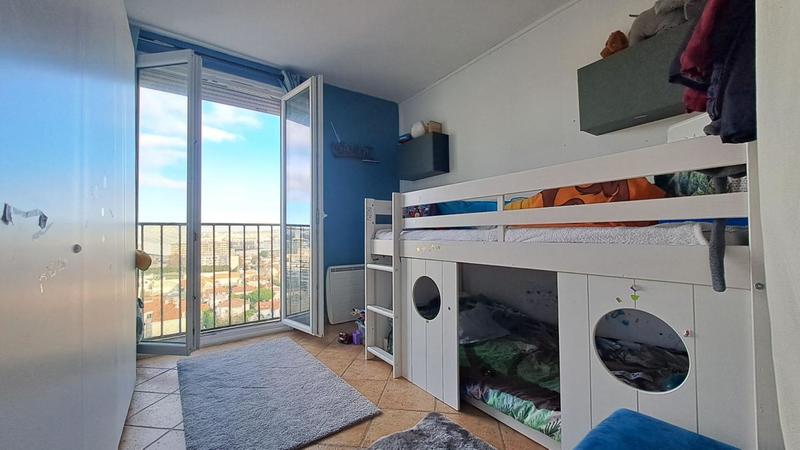 Appartement - 70 m² - 4 pièces