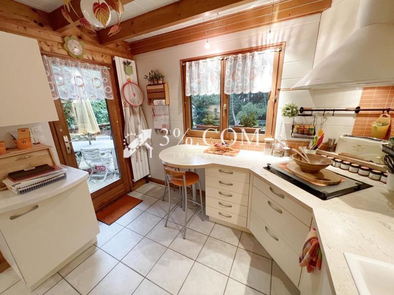 Châlet - 147 m² - 9 pièces